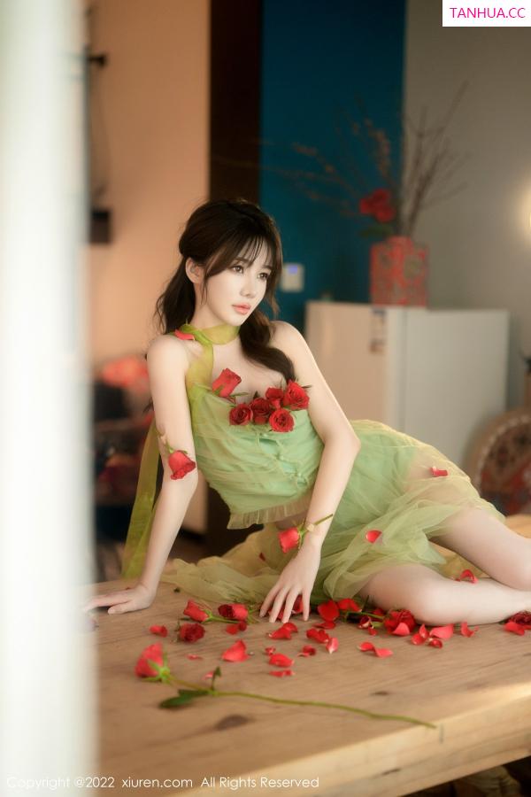 婠婠么  [XiuRen]高清写真图 2022.11.18 No.5875 婠婠么 丰腴美臀第2张图片